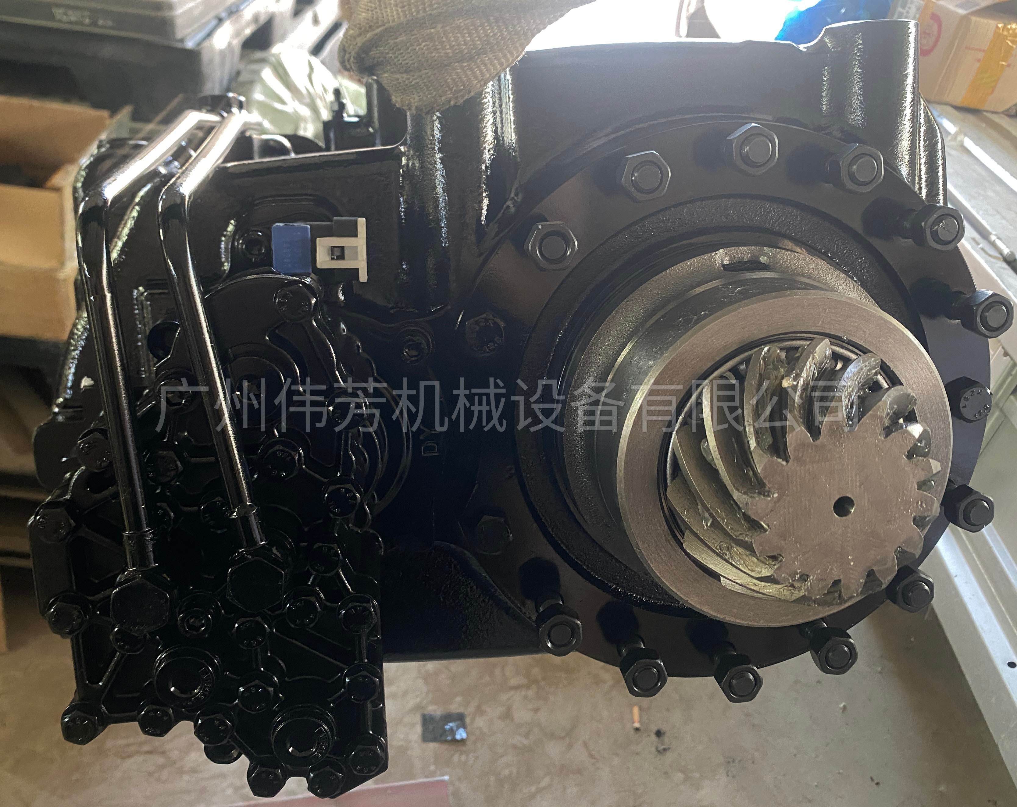 卡特轮挖M315D变速箱 416-1916 TRANSMISSION GP S/N W5M1-UP PART OF 331-1385, 331-1400 AXLE & TRANSMISSION AR
